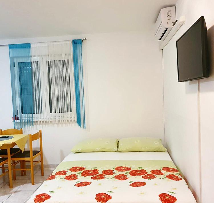 Guesthouse Pejo Пореч Екстериор снимка