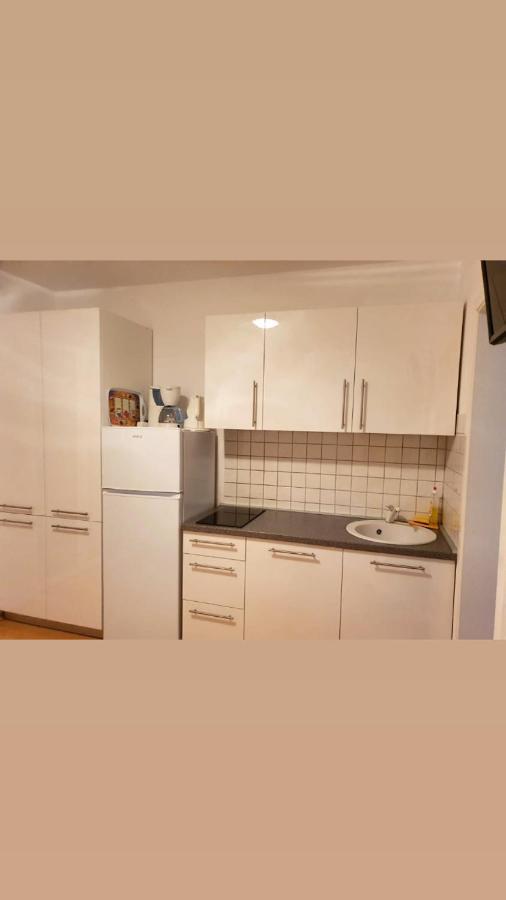 Guesthouse Pejo Пореч Екстериор снимка