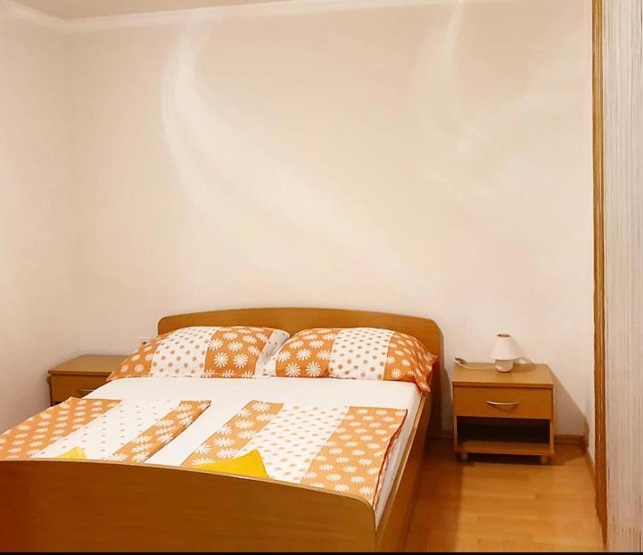 Guesthouse Pejo Пореч Екстериор снимка