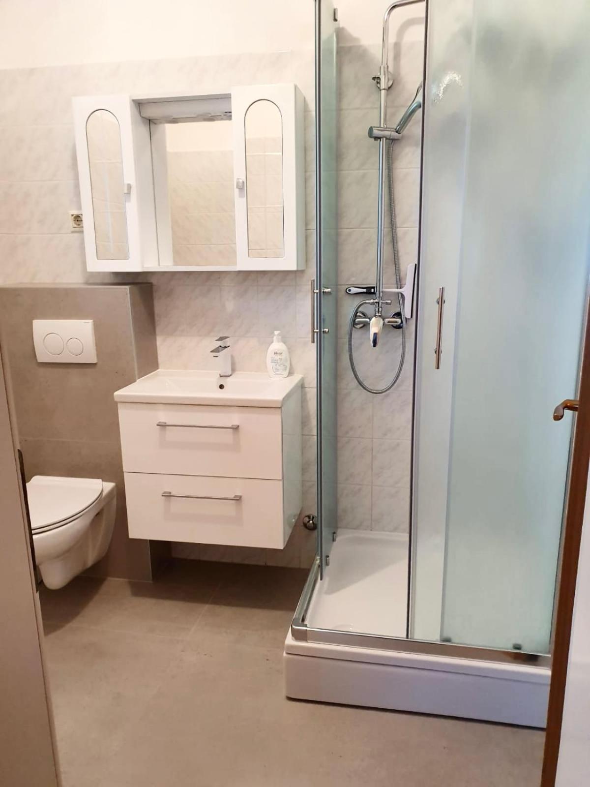 Guesthouse Pejo Пореч Екстериор снимка