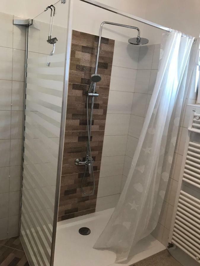 Guesthouse Pejo Пореч Екстериор снимка