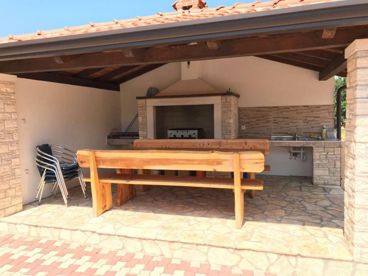 Guesthouse Pejo Пореч Екстериор снимка